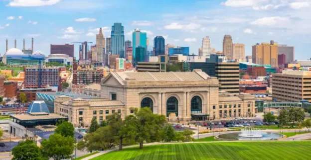 The Kansas City, MO, skyline.