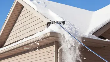 Do you know when to use a roof rake? Learn when to shovel your roof to prevent roof collapse and ice dams from the experts at Rainbow Restoration.