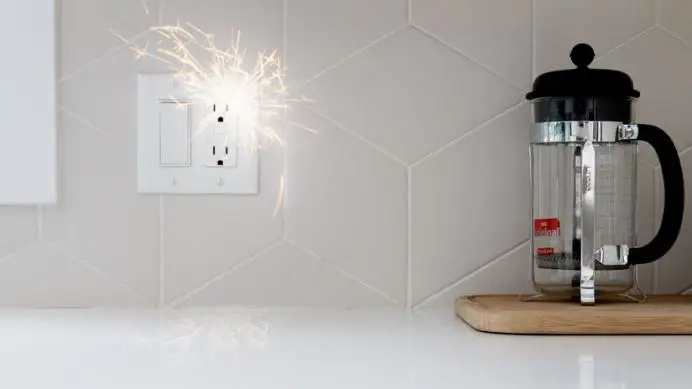 How do house fires start? Often, in the kitchen, and frequently as the result of an electrical problem. Learn about house fire stats, prevention and recovery..